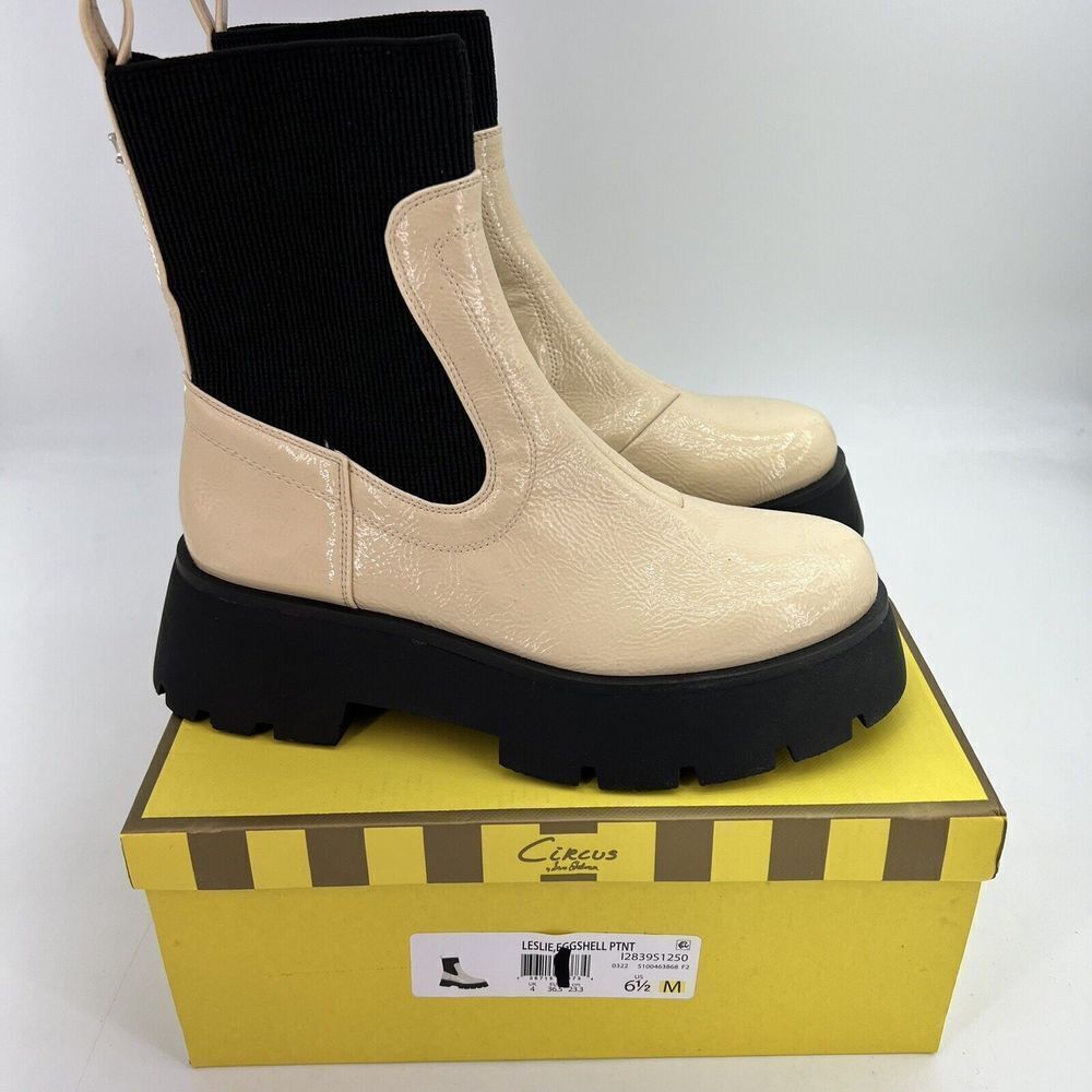 Circus Sam Edelman Leslie Lug Sole Chelsea Booties in Cream Black 6.5